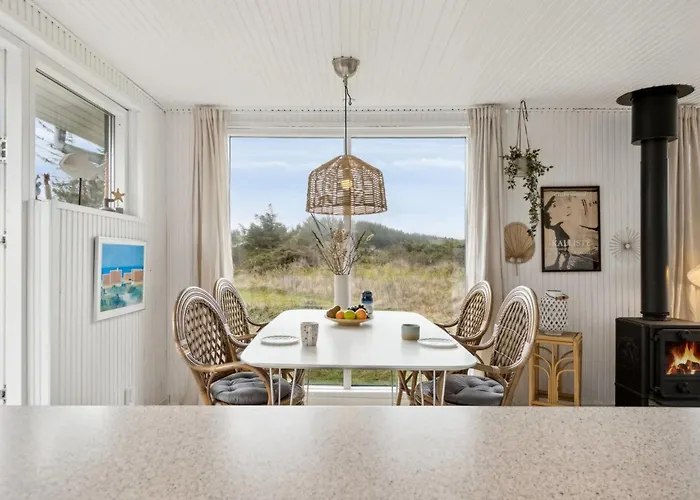 Holiday home Zina - 600m From The Sea By Interhome