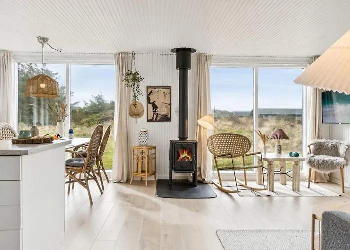 Holiday home Zina - 600m From The Sea By Interhome *